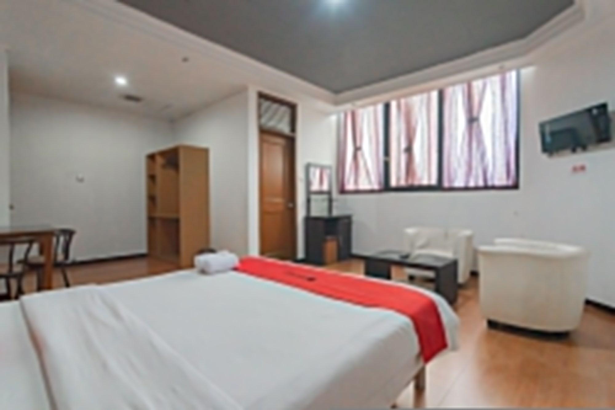 Reddoorz Plus @ Sukamulya Pasteur 2 Μπαντούνγκ Εξωτερικό φωτογραφία