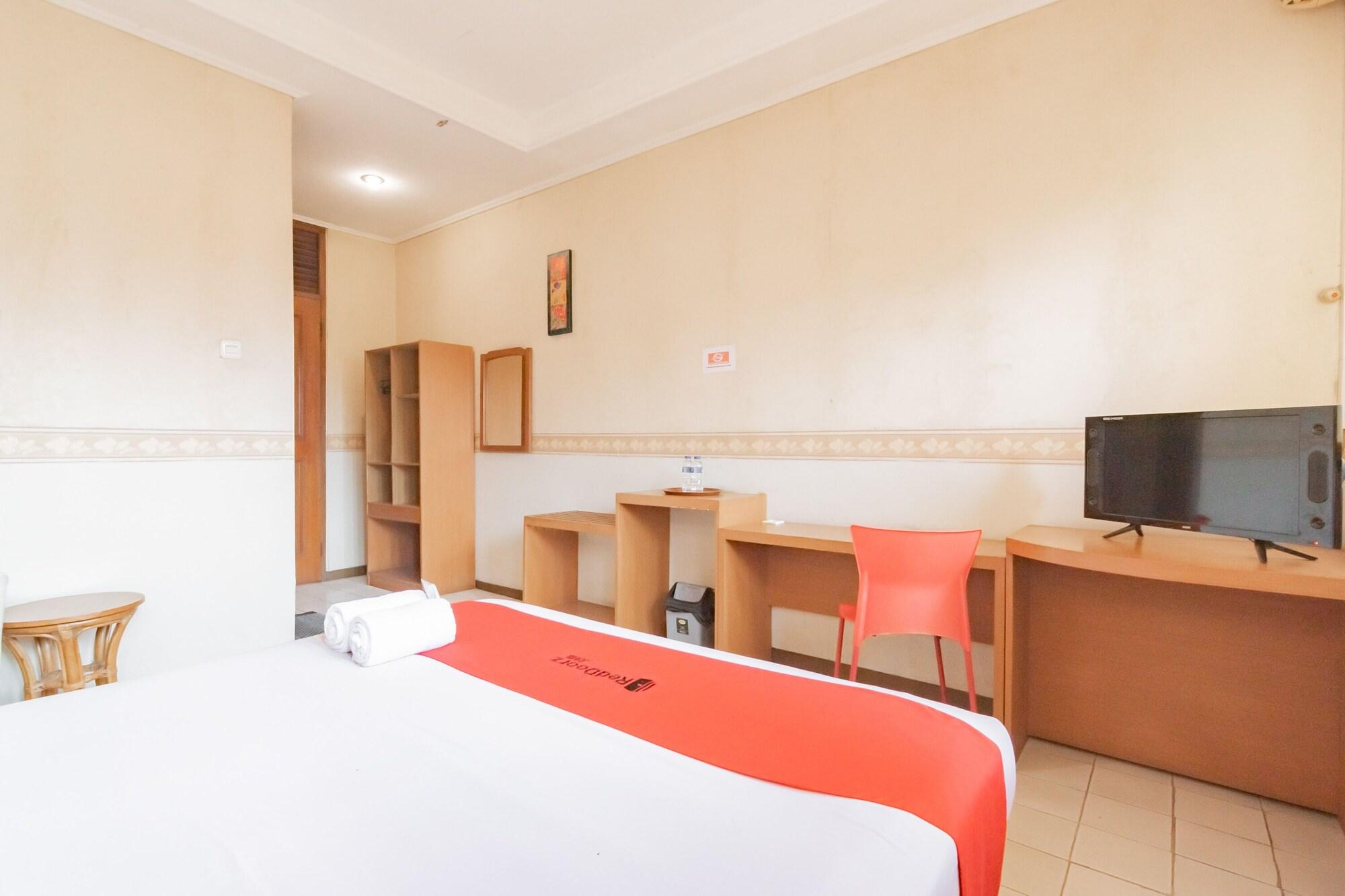 Reddoorz Plus @ Sukamulya Pasteur 2 Μπαντούνγκ Εξωτερικό φωτογραφία