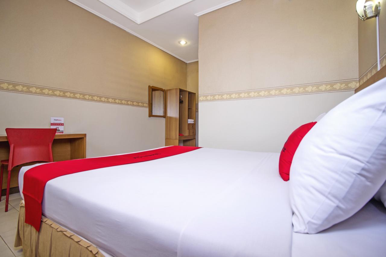 Reddoorz Plus @ Sukamulya Pasteur 2 Μπαντούνγκ Εξωτερικό φωτογραφία