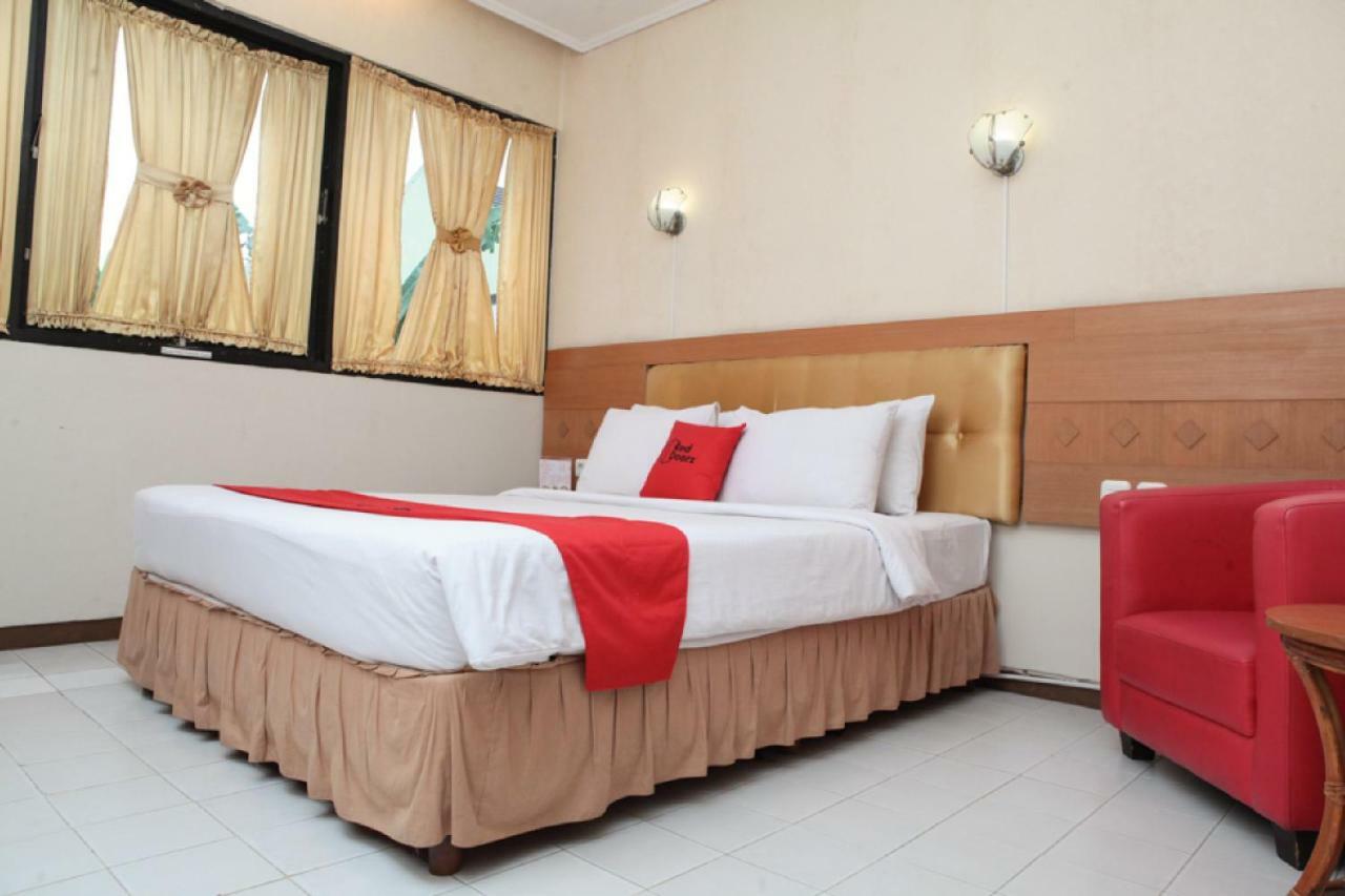 Reddoorz Plus @ Sukamulya Pasteur 2 Μπαντούνγκ Εξωτερικό φωτογραφία